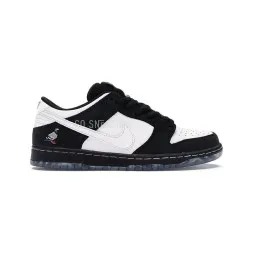 Nike Dunk SB Low Staple Panda Pigeon