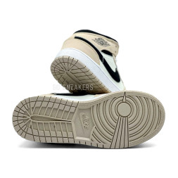 Nike Air Jordan 1 Mid Barely Beige