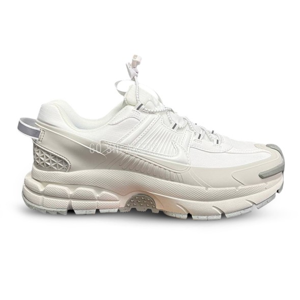 Мужские кроссовки Nike Zoom Vomero 5 Roam White/Beige